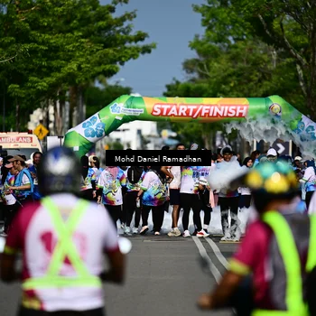 Runner Photo 8408750