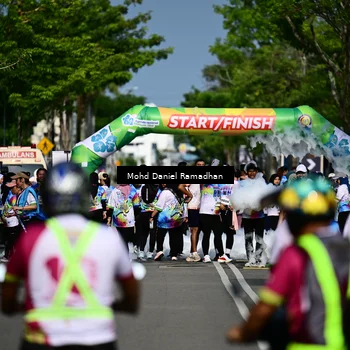 Runner Photo 8408753