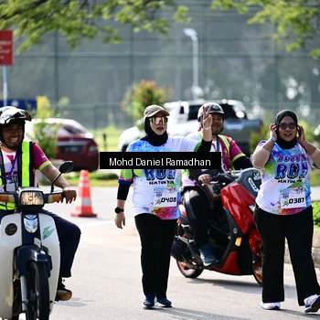 Runner Photo 8408768