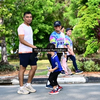 Runner Photo 8408785