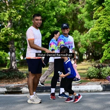 Runner Photo 8408789