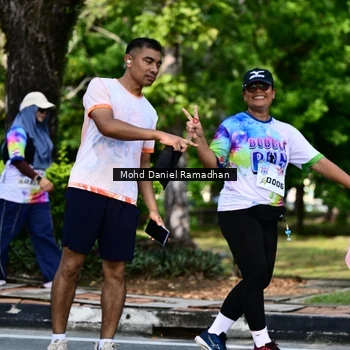 Runner Photo 8408796