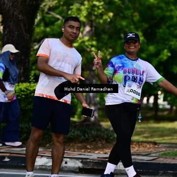 Runner Photo 8408798