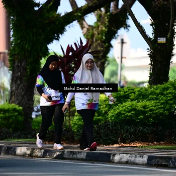 Runner Photo 8408830
