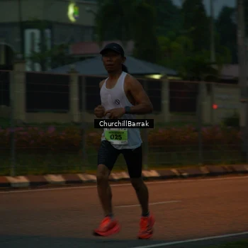 Runner Photo 8408849