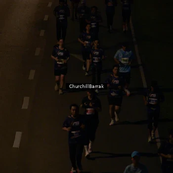 Runner Photo 8408854