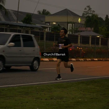Runner Photo 8408859
