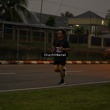 Runner Photo 8408864