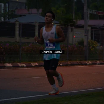 Runner Photo 8408866