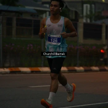 Runner Photo 8408869
