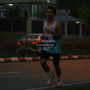 Runner Photo 8408870