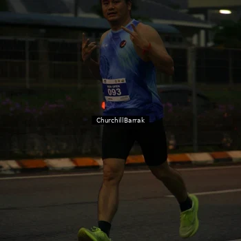 Runner Photo 8408883
