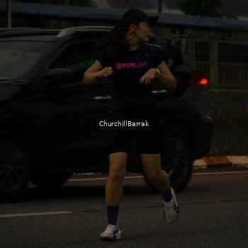 Runner Photo 8408886