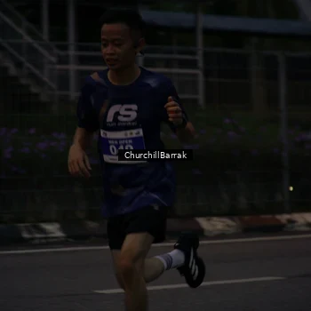 Runner Photo 8408891