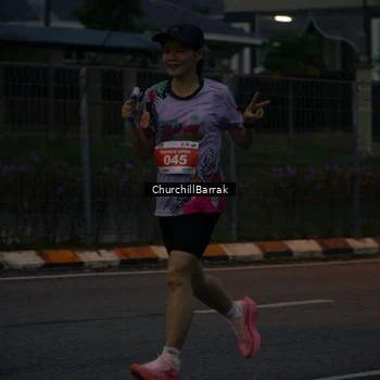 Runner Photo 8408893