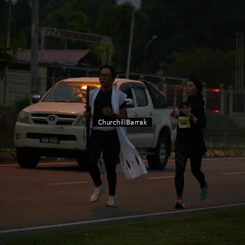 Runner Photo 8408921