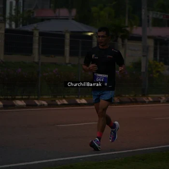 Runner Photo 8408931