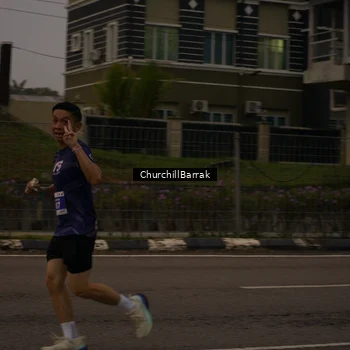 Runner Photo 8408941