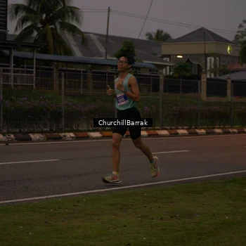 Runner Photo 8408946