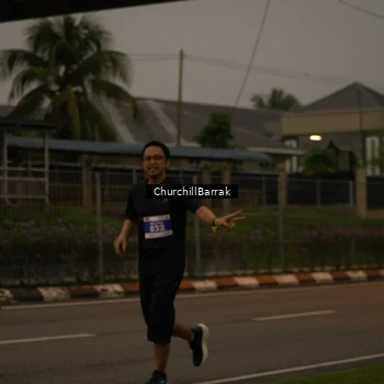 Runner Photo 8408955