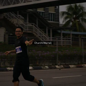 Runner Photo 8408958