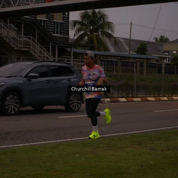 Runner Photo 8408966