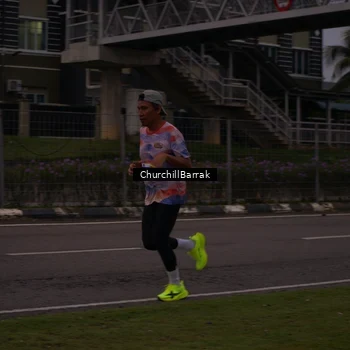 Runner Photo 8408969