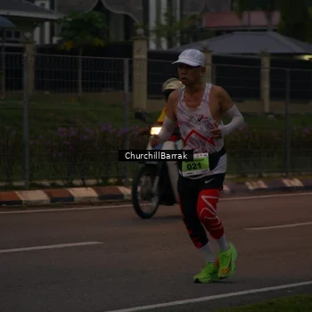 Runner Photo 8408971