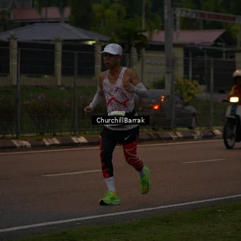 Runner Photo 8408973