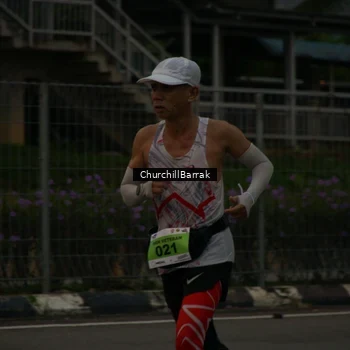 Runner Photo 8408976