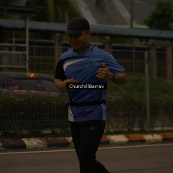 Runner Photo 8408980
