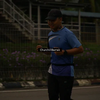 Runner Photo 8408981