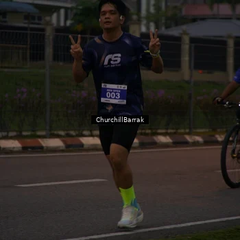 Runner Photo 8408985