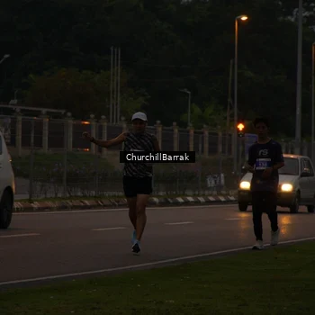 Runner Photo 8408995