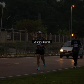 Runner Photo 8408996