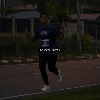 Runner Photo 8409011