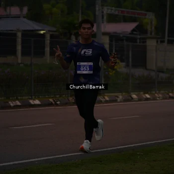 Runner Photo 8409016