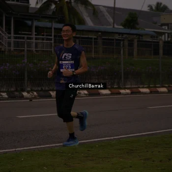 Runner Photo 8409017
