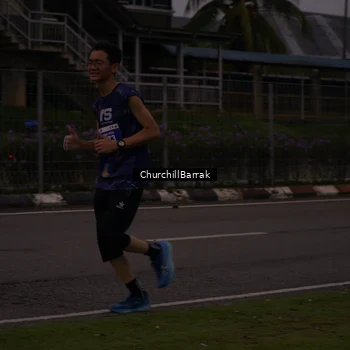 Runner Photo 8409018