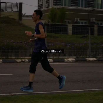 Runner Photo 8409019