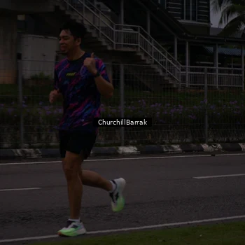 Runner Photo 8409025