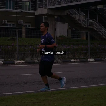 Runner Photo 8409032