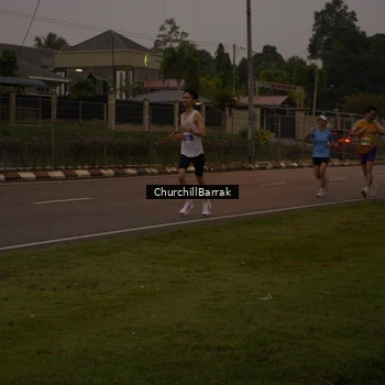 Runner Photo 8409034