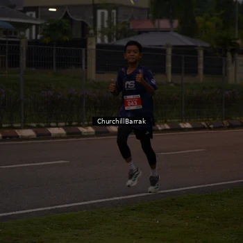 Runner Photo 8409051