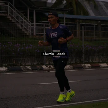 Runner Photo 8409054