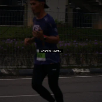 Runner Photo 8409055