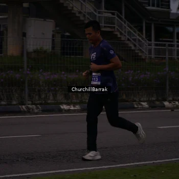 Runner Photo 8409057