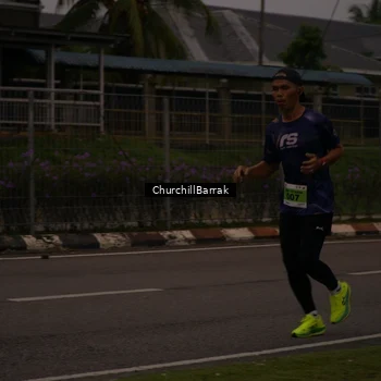 Runner Photo 8409058