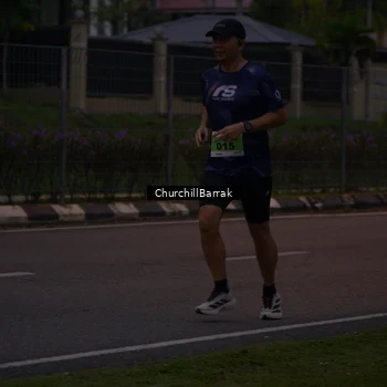 Runner Photo 8409066