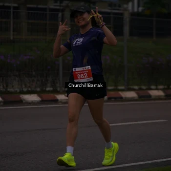 Runner Photo 8409070